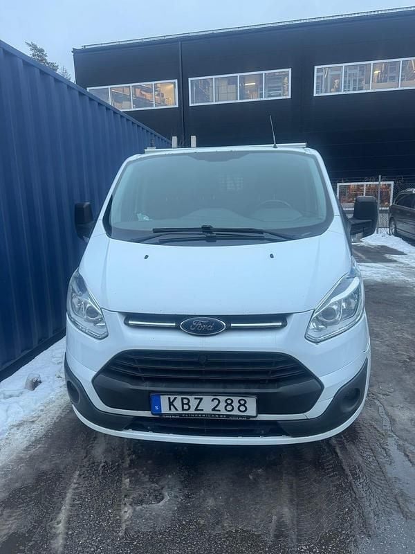 Begagnad Ford Transit Custom 125 HK (91 kW) 2016
