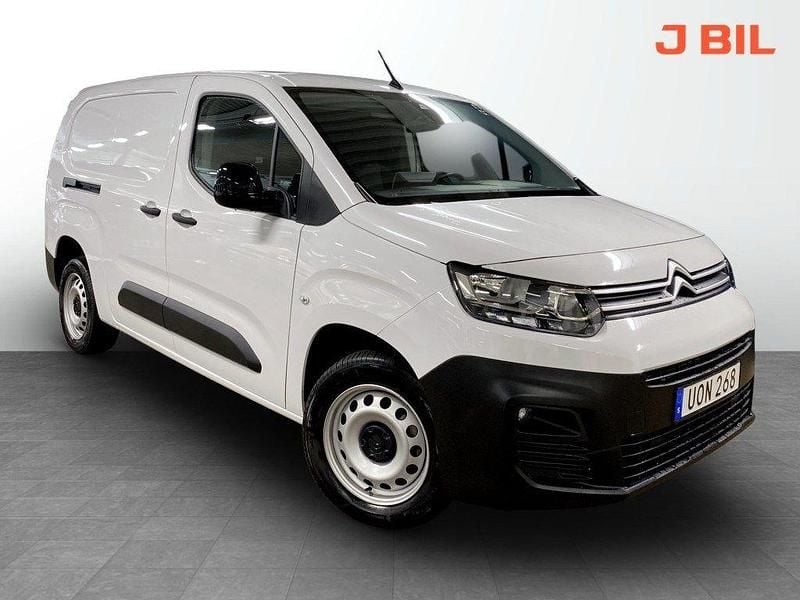 Vit Begagnad 2023 Citroën Berlingo Business Class Minibuss | 269 900 kr (Lite dyr) - Bild 1/4