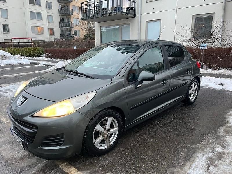 Begagnad Peugeot 207 2010