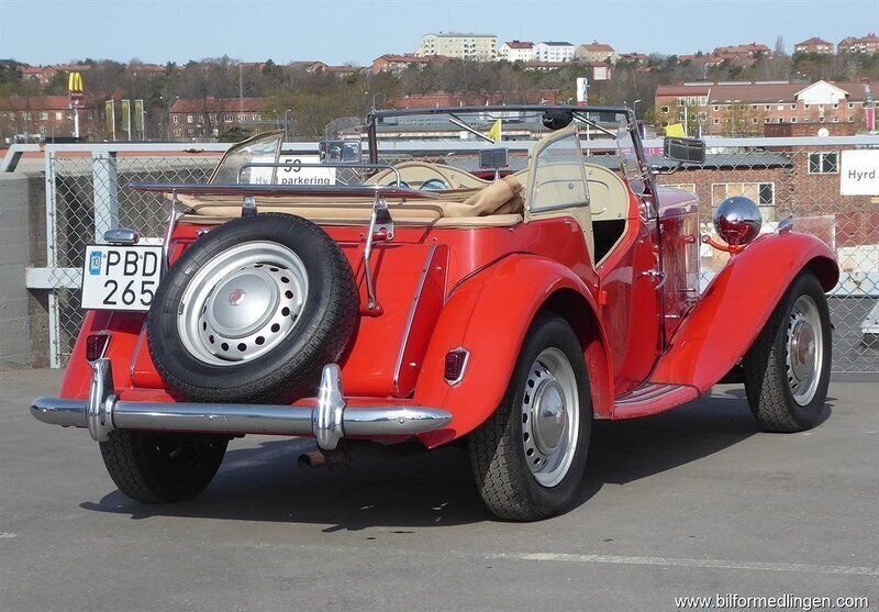 Begagnad MG TD 57 HK (41 kW) 1950 Röd Cab
