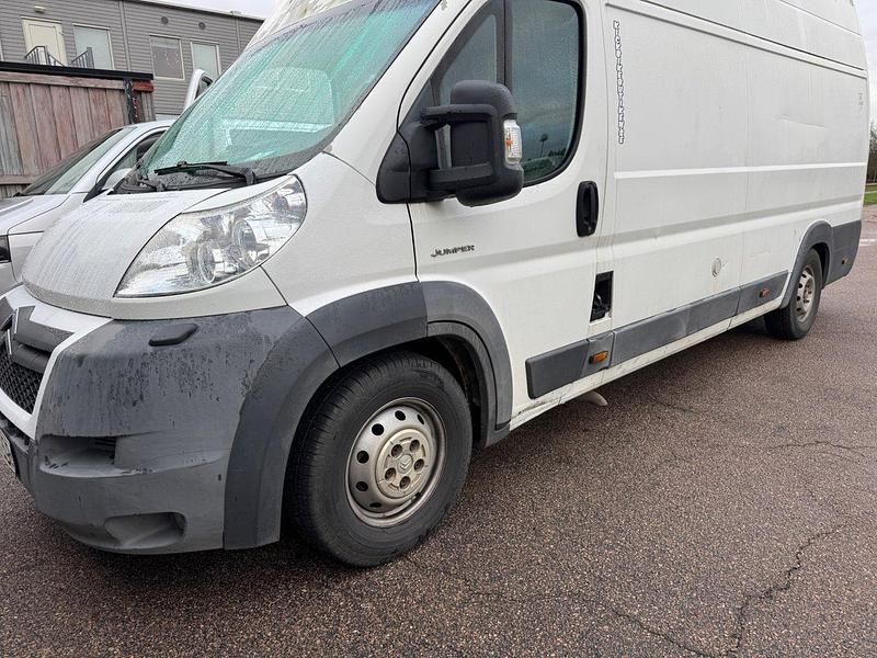 Vit Begagnad 2010 Citroën Jumper Minibuss | 48 900 kr - Bild 1/4