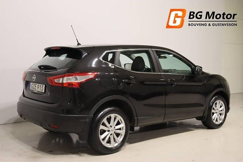Begagnad Nissan Qashqai 116 HK (85 kW) 2015 Svart SUV