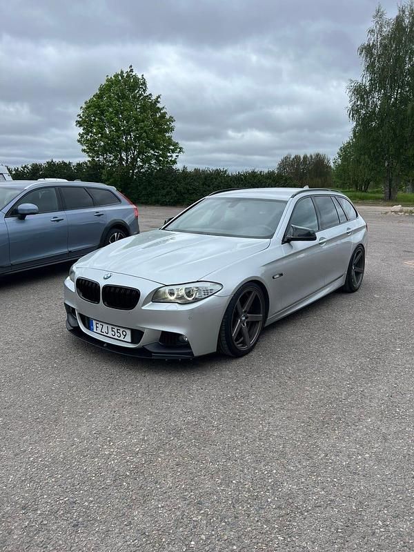 Begagnad BMW 520 M Sport 184 HK (135 kW) 2013 Silvermetallic Kombi