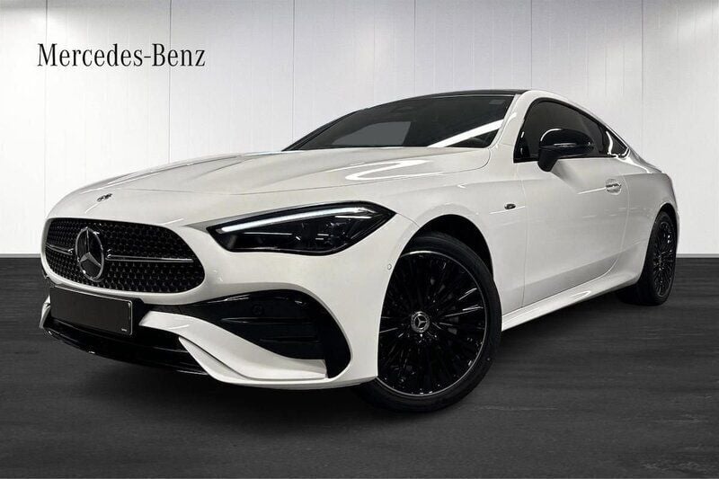 Svart Ny 2025 Mercedes CLE300 AMG line Sportkupé | 638 000 kr - Bild 1/4