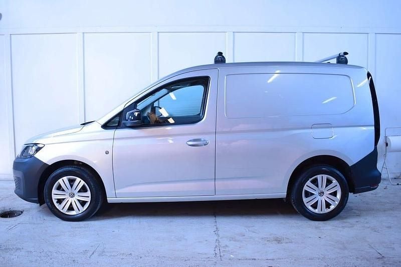 Silvermetallic Begagnad 2022 VW Caddy Minibuss | 229 900 kr (Superpris) - Bild 1/4