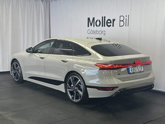 Begagnad Audi e-tron Sportback S-Line 314 kW (428 HK) 2025 Siambeige metallic SUV