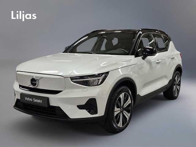 Begagnad Volvo XC40 Core 185 kW (252 HK) 2022 Vit SUV