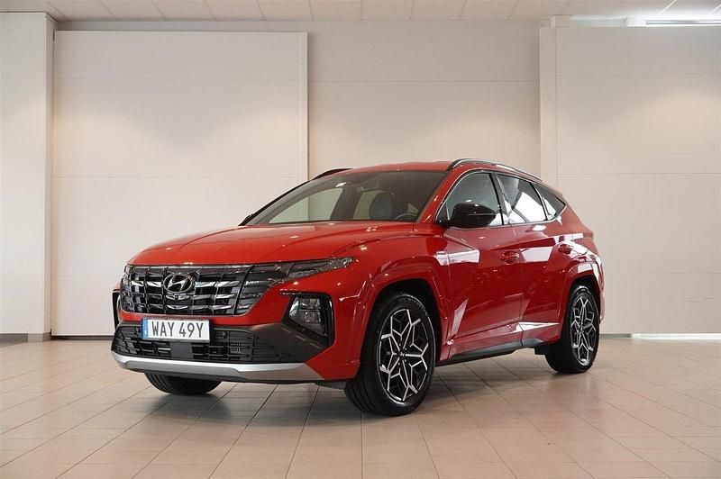Röd Begagnad 2023 Hyundai Tucson N Line SUV | 424 000 kr (Dyr) - Bild 1/4