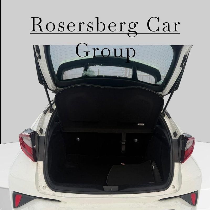 Begagnad Toyota C-HR Active 122 HK (89 kW) 2022 Vit SUV