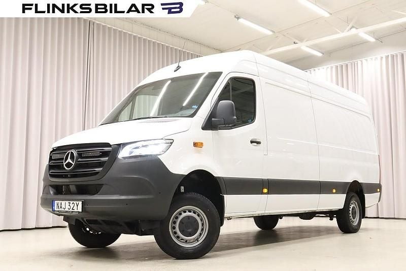 Begagnad Mercedes Sprinter 190 HK (139 kW) 2024 Vit Van