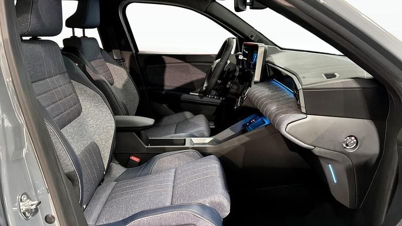 Ny Renault R4 Techno 150 HK (110 kW) 2026 SUV