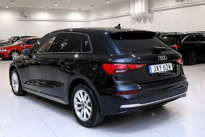Begagnad Audi A3 150 HK (110 kW) 2025 Svart