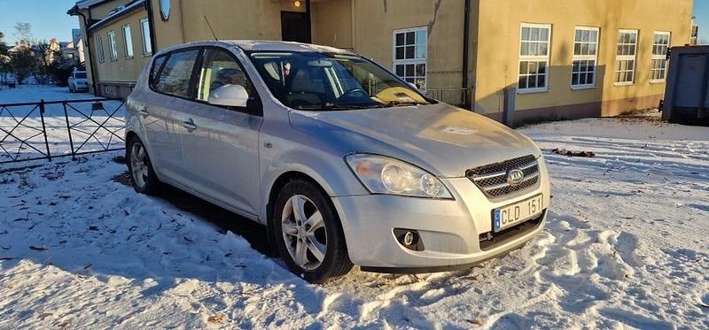Begagnad 2008 Kia Ceed Halvkombi | 9 900 kr (Superpris) - Bild 1/4