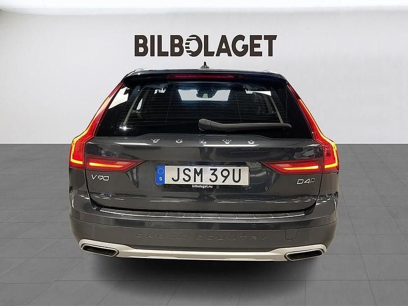 Begagnad Volvo V90 CC SE 190 HK (139 kW) 2019 Grå Kombi