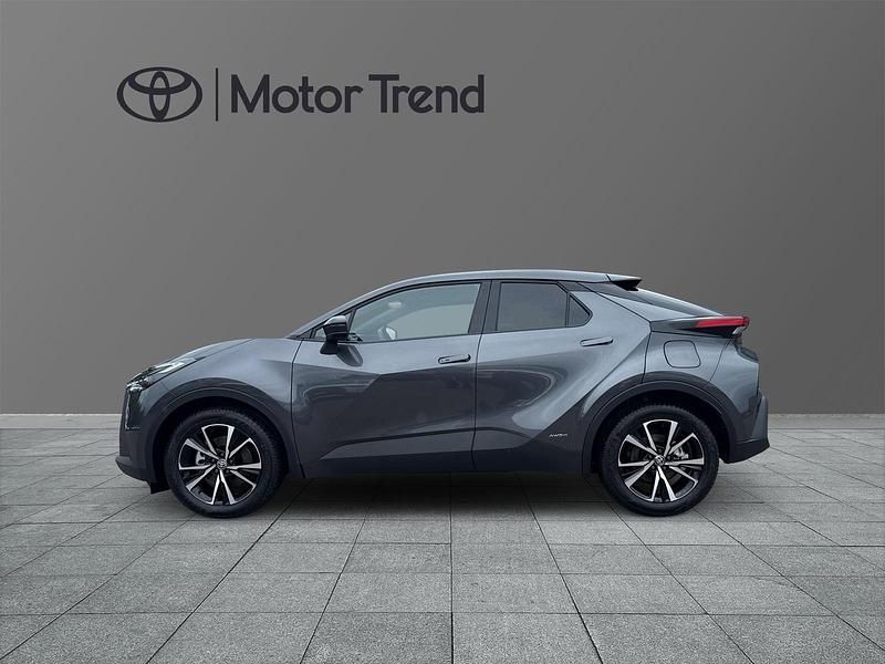 Ny Toyota C-HR Style 200 HK (147 kW) 2025 Grå SUV