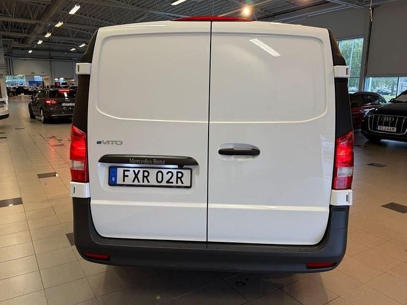 Ny Mercedes e-Vito 85 kW (116 HK) 2025 Vit Minibuss