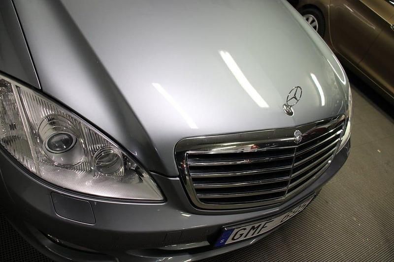 Begagnad Mercedes S500 388 HK (285 kW) 2007 Grå Sedan