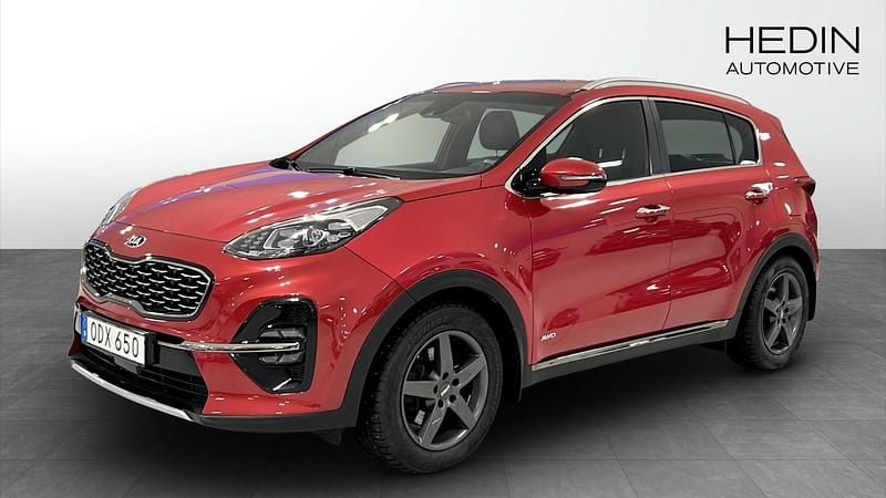 Röd (red) Begagnad 2018 Kia Sportage GT-Line SUV | 234 900 kr (Marknadspris) - Bild 1/4