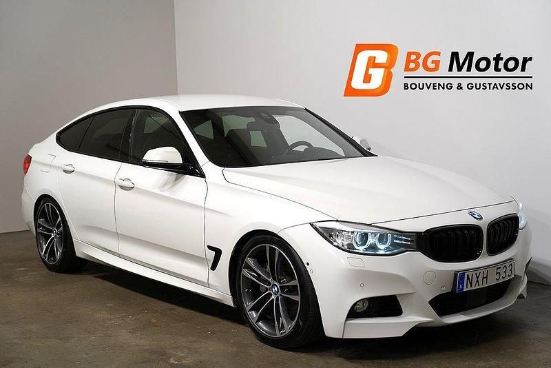 Vit Begagnad 2013 BMW 335 Gran Turismo M Sport Halvkombi | 189 900 kr - Bild 1/4