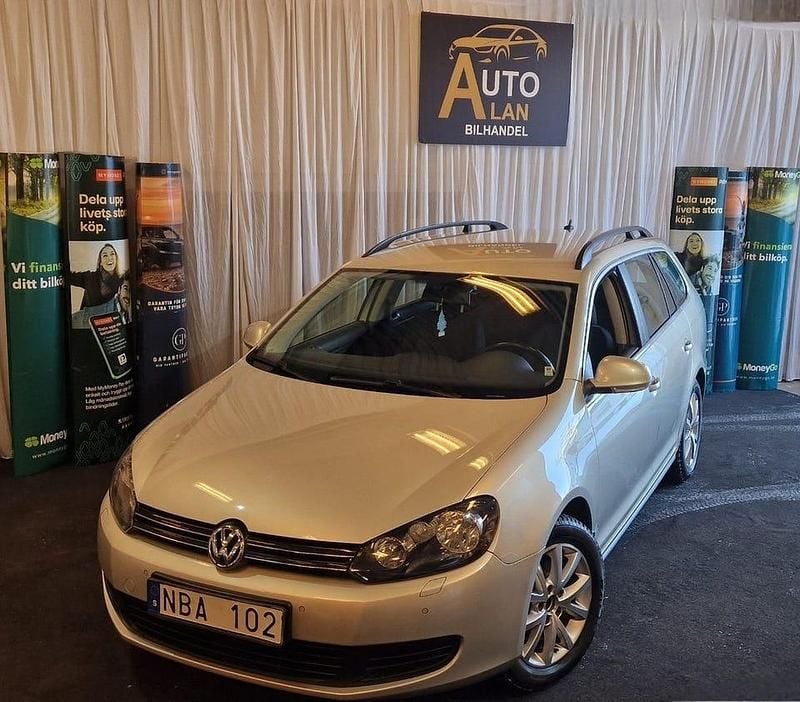 Begagnad VW Golf VI 122 HK (89 kW) 2011 Brun Halvkombi
