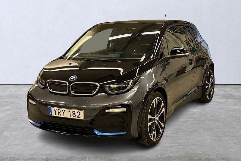Grå Begagnad 2018 BMW i3 Comfort Edition Halvkombi | 155 000 kr (Bra pris) - Bild 1/4