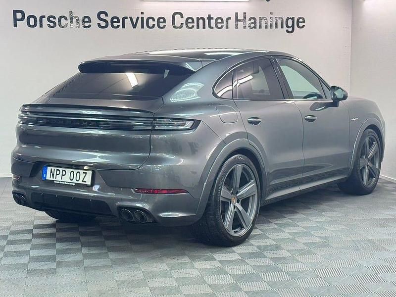 Begagnad Porsche Cayenne 305 HK (224 kW) 2025 Quarzite grey metallic SUV
