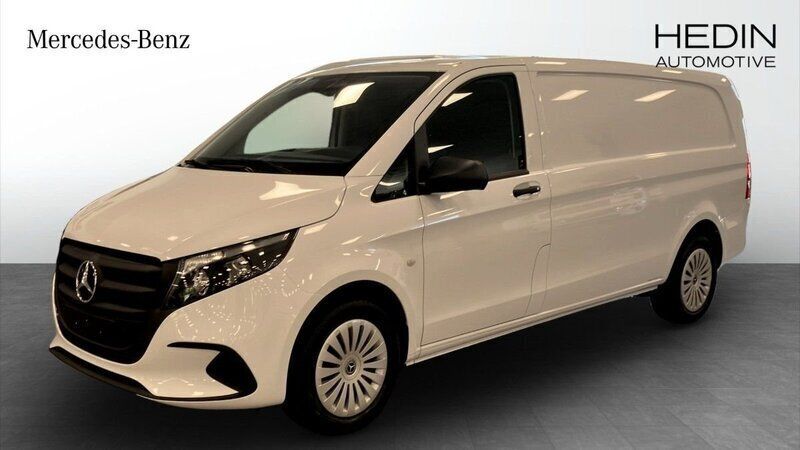 Vit (white) Ny 2024 Mercedes Vito Minibuss | 512 375 kr (Marknadspris) - Bild 1/4