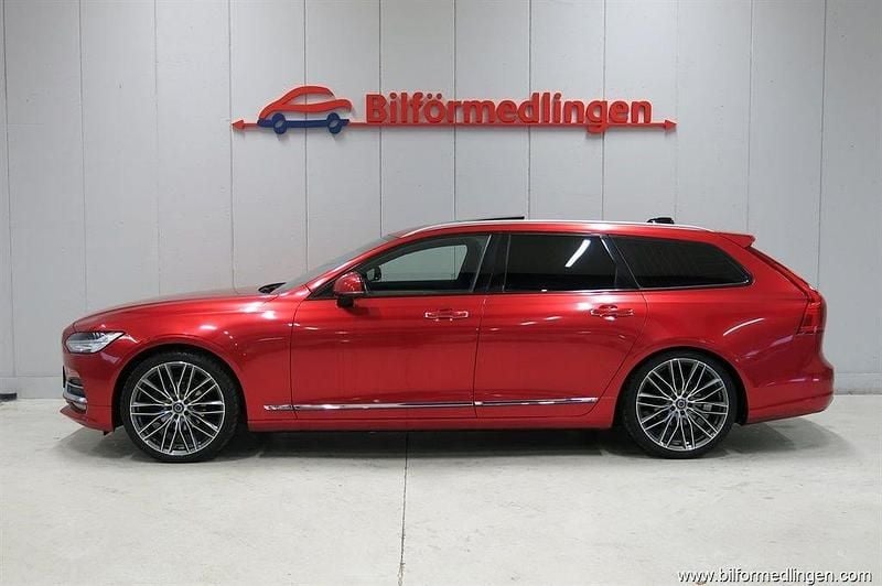 Flerfärgad samma som bilen Begagnad 2017 Volvo V90 Inscription Kombi | 274 900 kr (Marknadspris) - Bild 1/4
