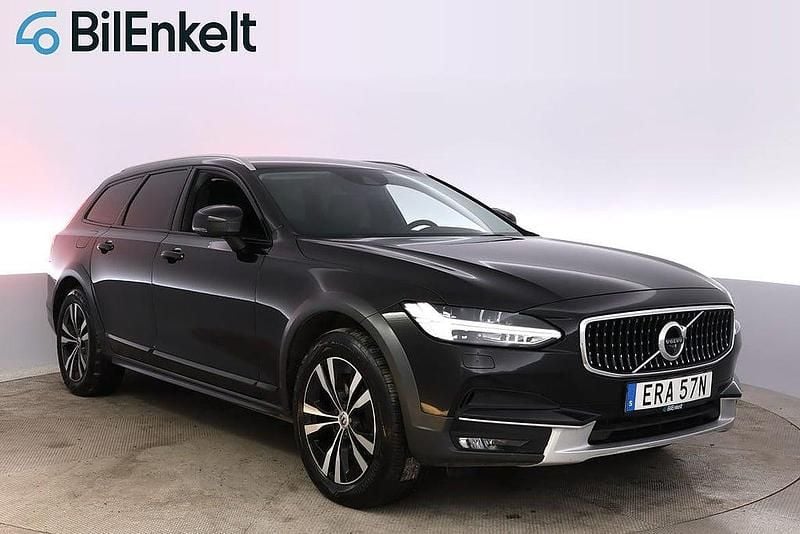 Begagnad Volvo V90 CC 235 HK (172 kW) 2020 Svart Kombi