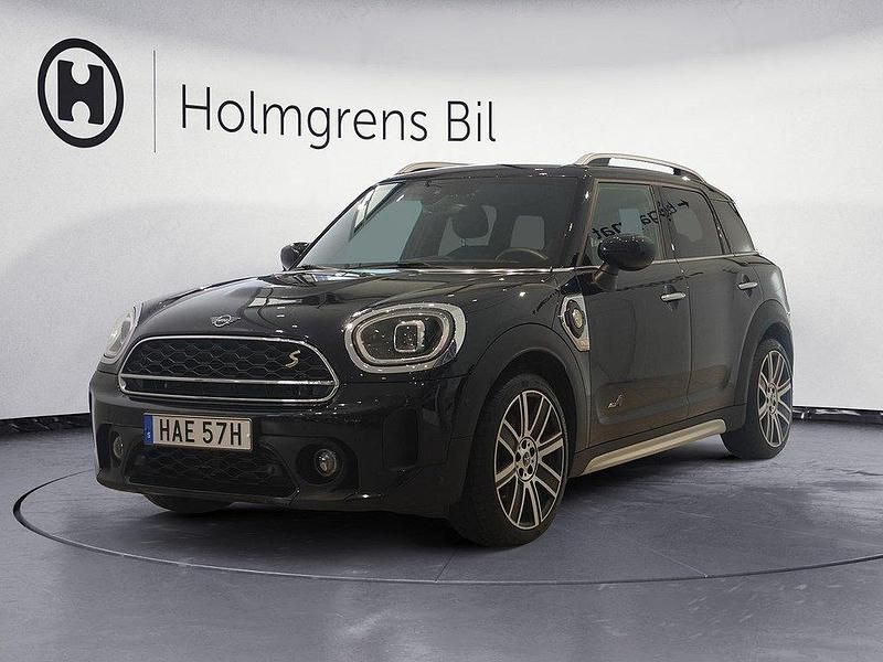 Svart (enigmatic black metallic) Begagnad 2022 Mini Cooper Countryman SUV | 329 800 kr (Lite dyr) - Bild 1/4