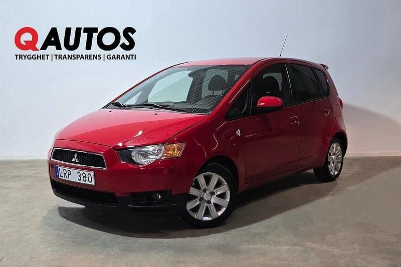 Röd Begagnad 2011 Mitsubishi Colt Halvkombi | 59 800 kr (Lite dyr) - Bild 1/3