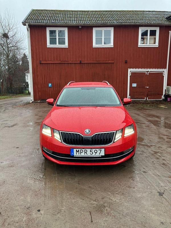 Begagnad Skoda Octavia 150 HK (110 kW) 2018 Kombi