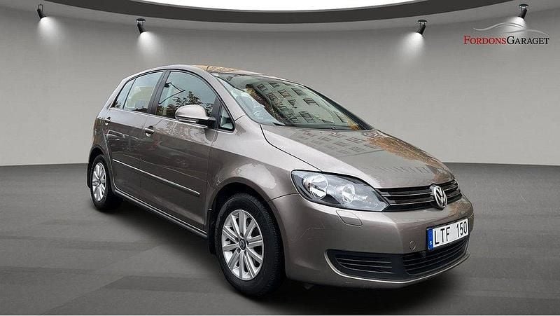 Brun Begagnad 2011 VW Golf VII Halvkombi | 69 900 kr (Marknadspris) - Bild 1/4