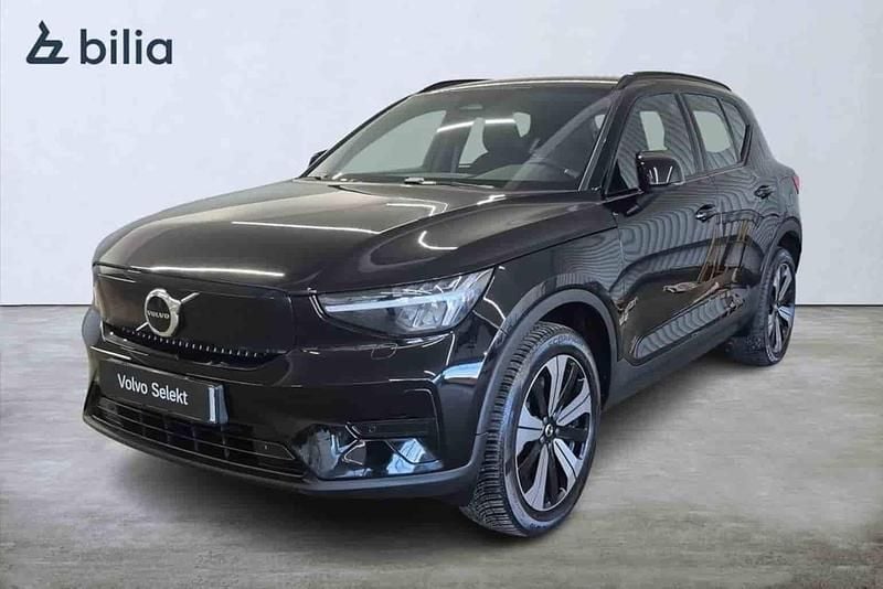 Begagnad Volvo XC40 Single Motor 175 kW (238 HK) 2023 Svart SUV