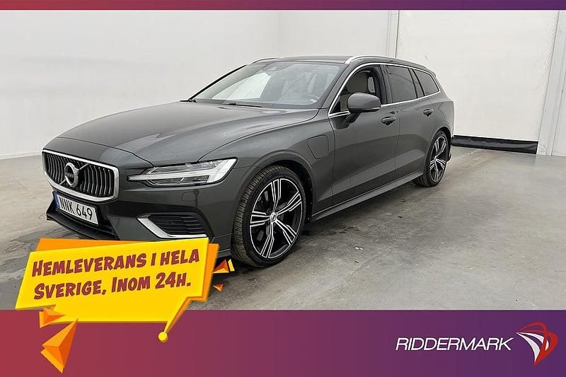 Grå Begagnad 2020 Volvo V60 Inscription Kombi | 304 700 kr (Lite dyr) - Bild 1/3