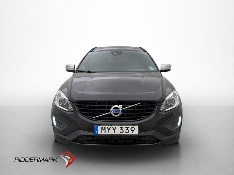 Begagnad Volvo XC60 R-Design 190 HK (139 kW) 2016 Svart SUV