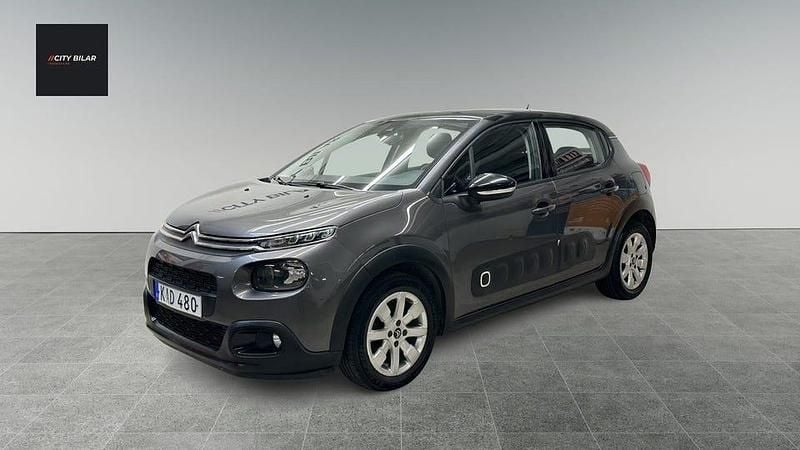 Grå Begagnad 2018 Citroën C3 PureTech Halvkombi | 119 900 kr (Marknadspris) - Bild 1/4