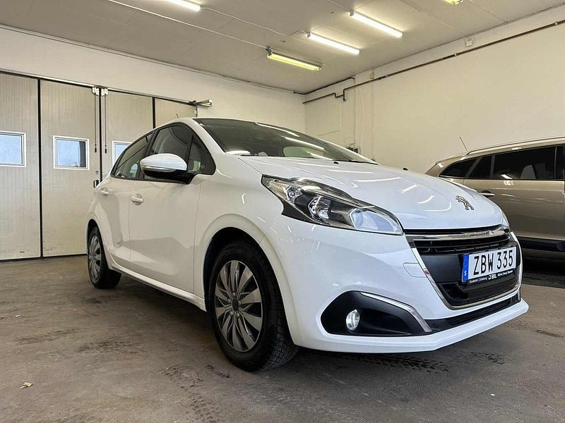 Okänd Begagnad 2017 Peugeot 208 Halvkombi | 79 900 kr (Marknadspris) - Bild 1/4