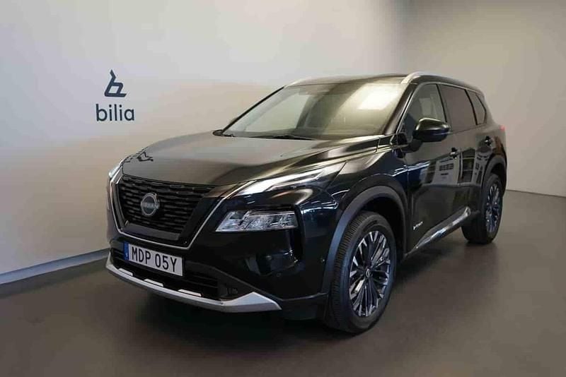 Svart Begagnad 2025 Nissan X-Trail SUV | 419 500 kr - Bild 1/1