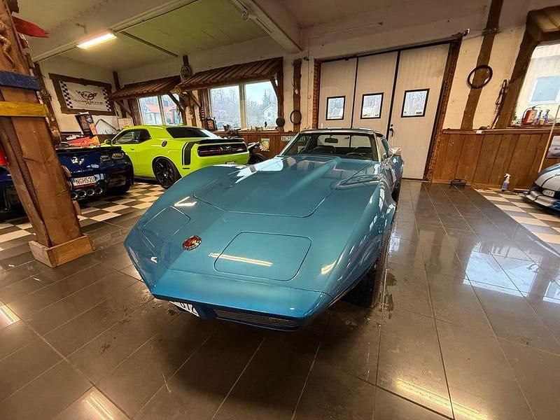 Begagnad Chevrolet Corvette Stingray 254 HK (186 kW) 1973 Blå Sportkupé