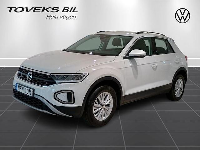 Vit Begagnad 2022 VW T-Roc Life SUV | 259 900 kr (Marknadspris) - Bild 1/4