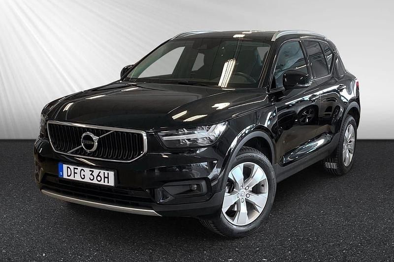 Svart Begagnad 2020 Volvo XC40 Momentum SUV | 199 900 kr (Lite dyr) - Bild 1/3