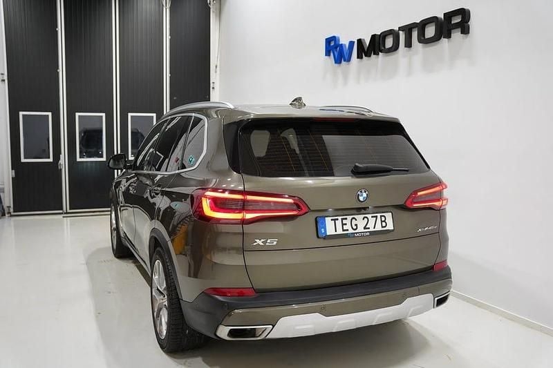 Begagnad BMW X5 iPerformance 394 HK (289 kW) 2020 Brun SUV