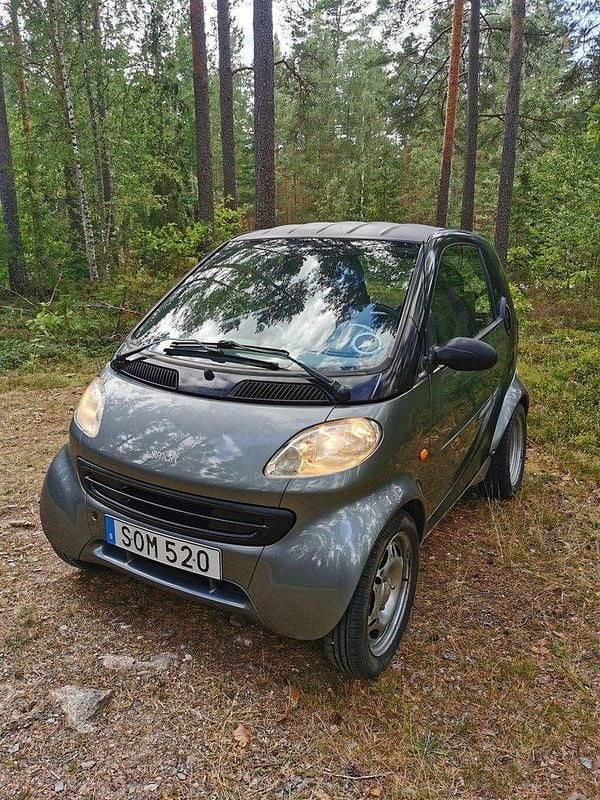 Begagnad 2001 Smart ForTwo Coupé Sportkupé | 22 000 kr - Bild 1/4