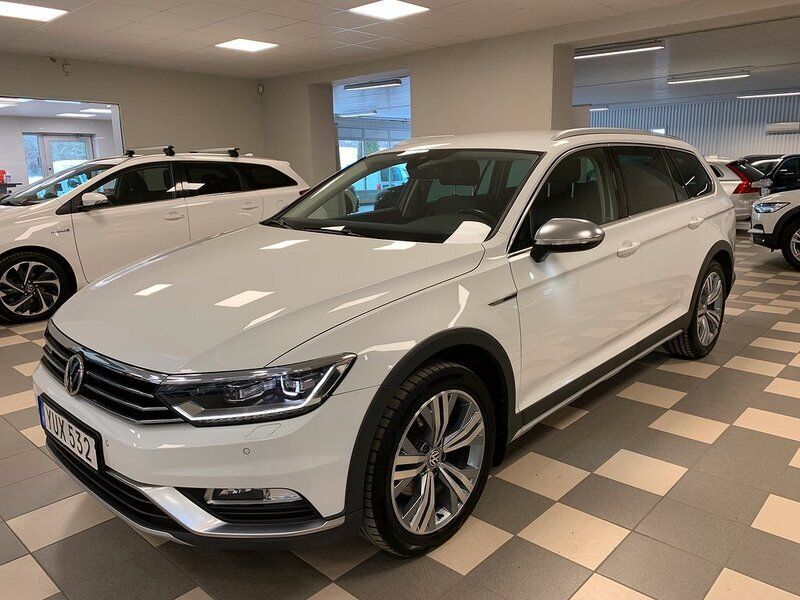 Begagnad VW Passat Alltrack Executive 191 HK (140 kW) 2017 Vit Kombi