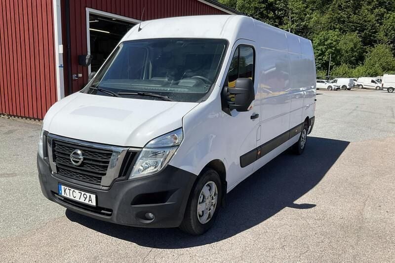 Vit Begagnad 2020 Nissan NV400 Van | 180 000 kr (Marknadspris) - Bild 1/4