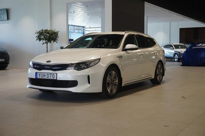 Vit Begagnad 2017 Kia Optima Hybrid Advance Sedan | 149 800 kr (Marknadspris) - Bild 1/4