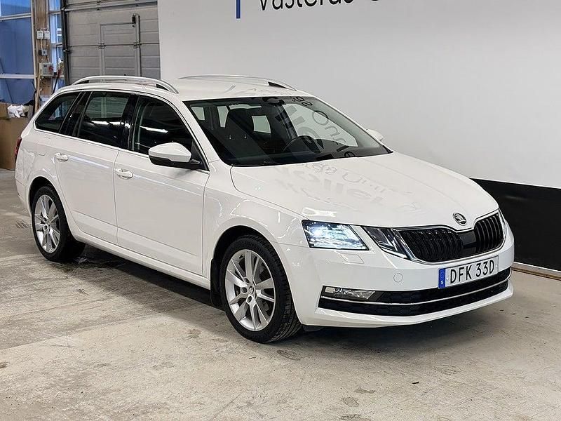 Begagnad Skoda Octavia 116 HK (85 kW) 2019 Candy white Kombi