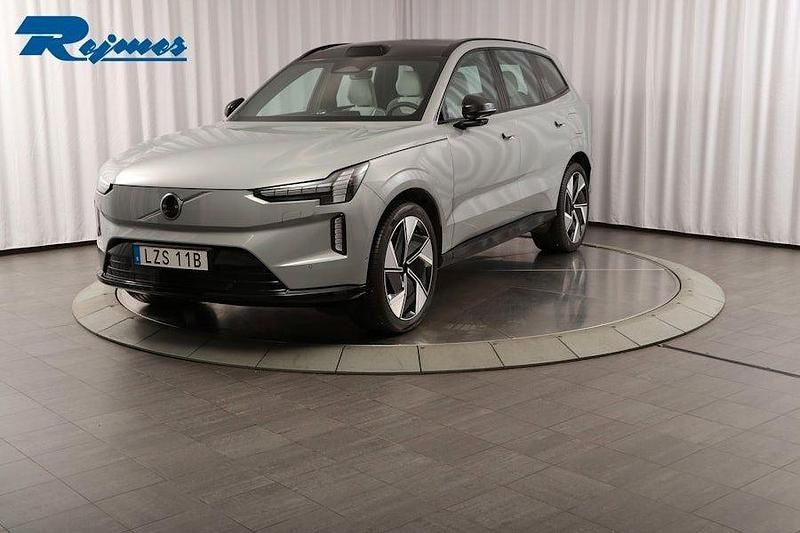 Grå (vapour grey metallic) Begagnad 2024 Volvo EX90 Performance SUV | 979 900 kr (Marknadspris) - Bild 1/4