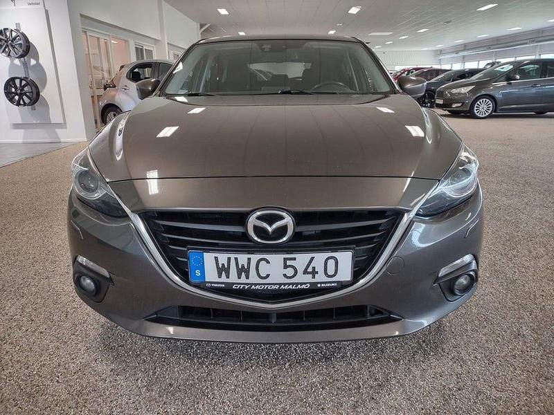 Begagnad Mazda 3 Vision 120 HK (88 kW) 2014 Brun Halvkombi